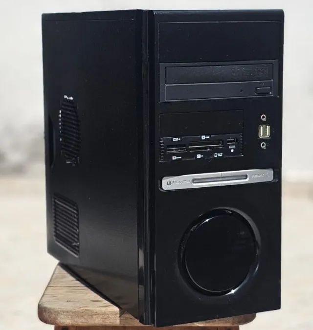 CPU para Retirada de Peças (Com Defeito) - Sem HD/RAM