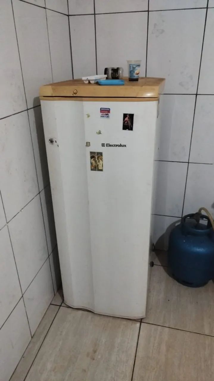 Geladeira usada funcionando perfeitamente 