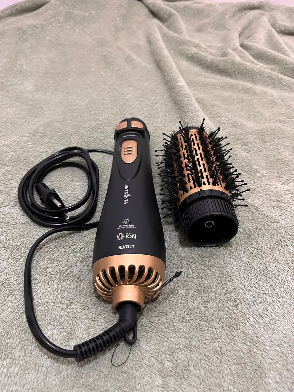 ESCOVA SECADORA BRITÂNIA - Foto 3