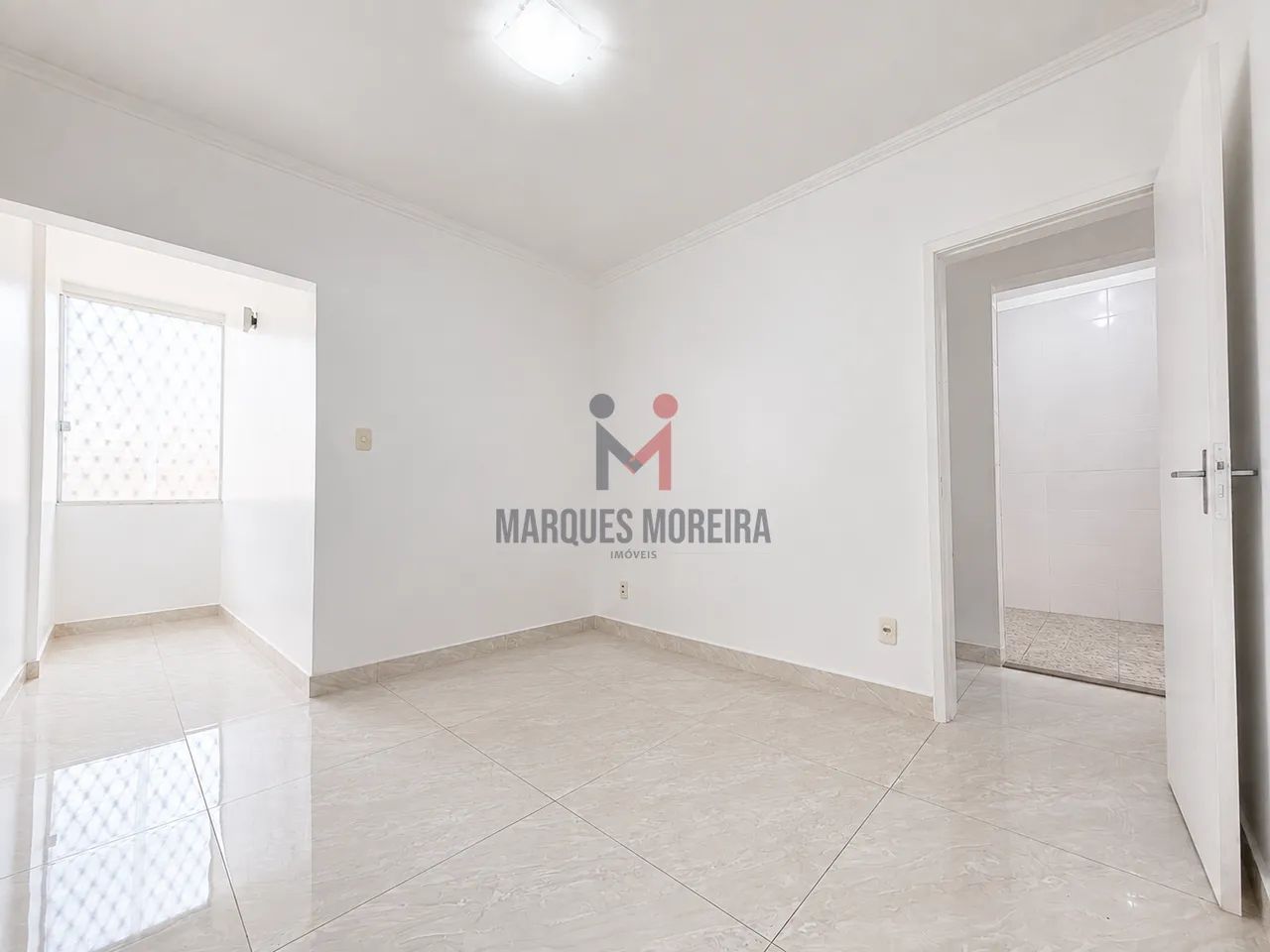 2 Quartos Reformado e Pronto para Morar no Centro!!