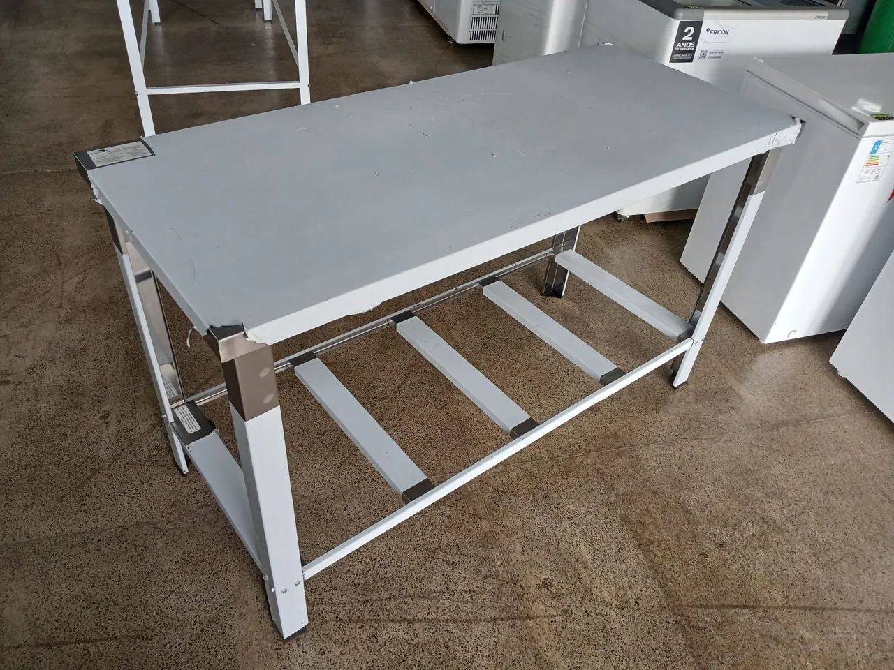 Mesa bancada inox 150x65 Gradeada toda Inox - Foto 4