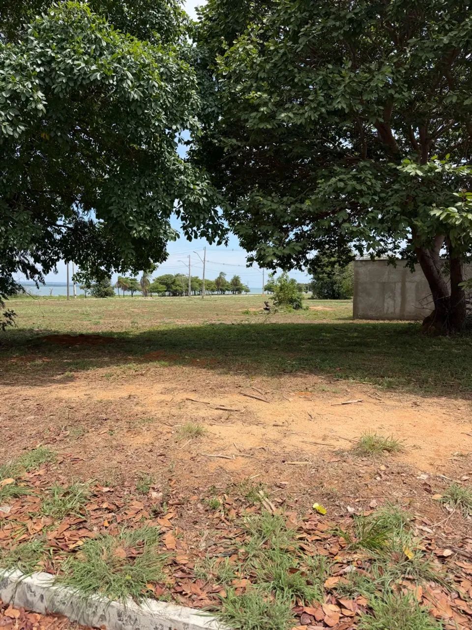 Vendo terreno Praia Bela