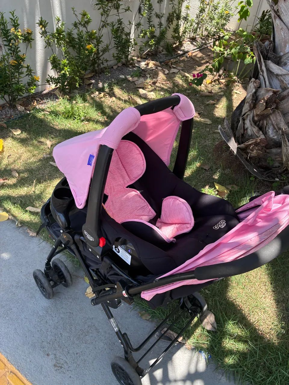 Carrinho de bebê e bebê conforto  - Foto 4