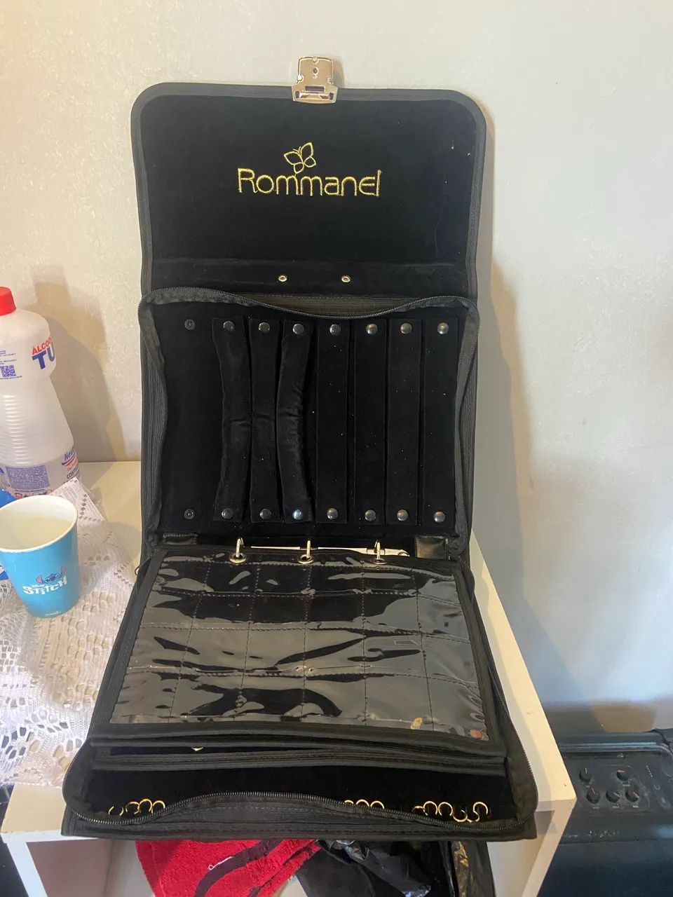 Pasta porta joias Romanel 