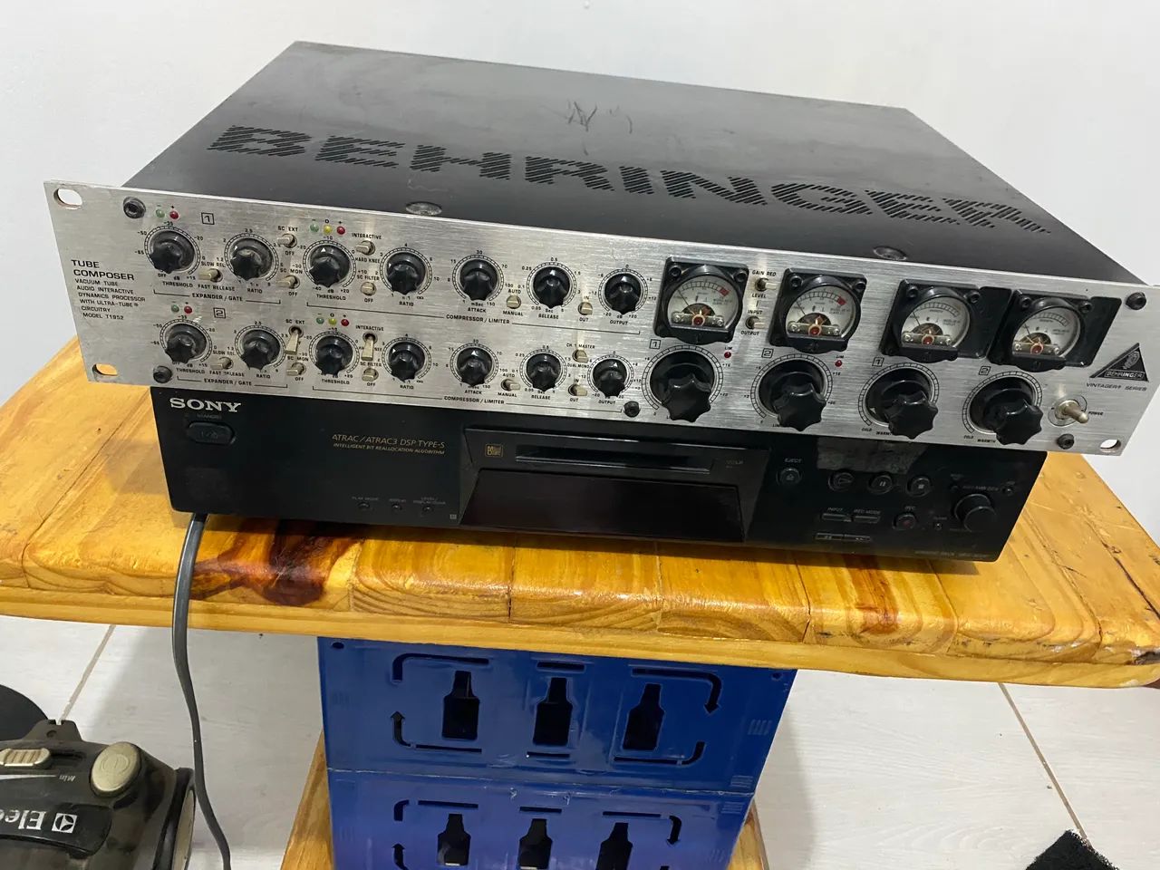 compressor valvulado Behringer Tube Composer T1952 - Foto 2