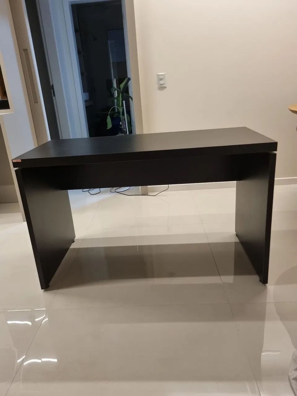 Mesa de escritório Escritolandia - Com tomadas e filtro de rede integrados - Foto 5