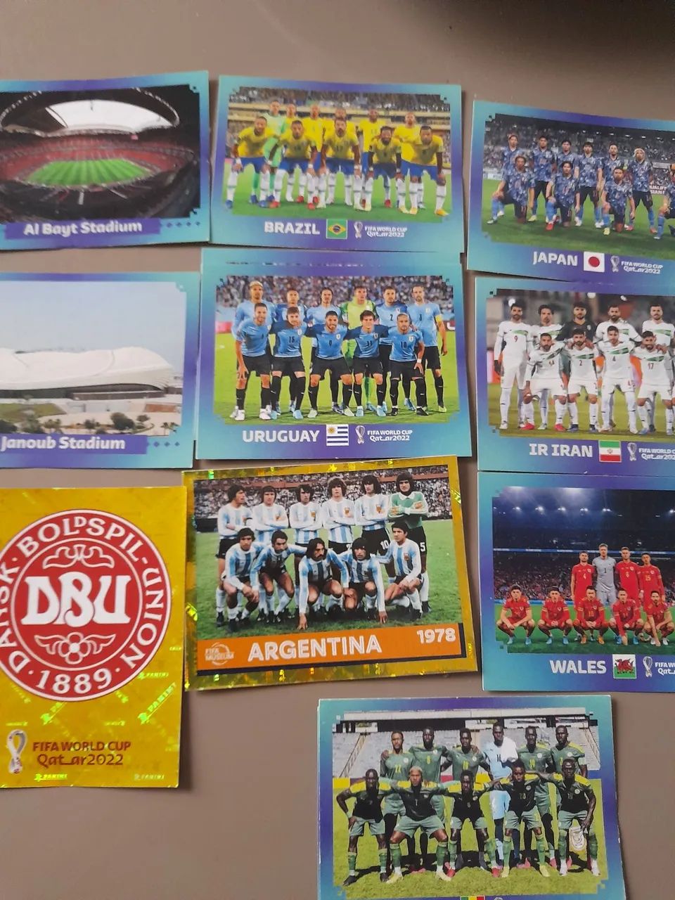 Figurinhas copa 22