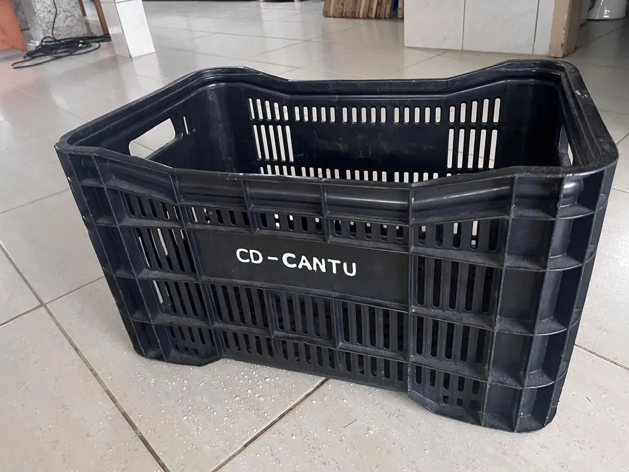 Caixa Plástica Empilhavel para feira, mercado <br>hortifruti, mercado - Foto 4