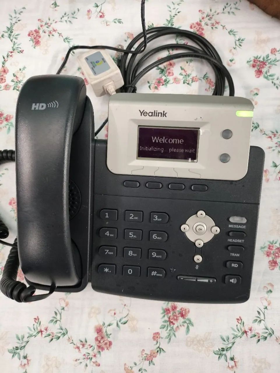 telefone IP Yealink SIP-T21P E2