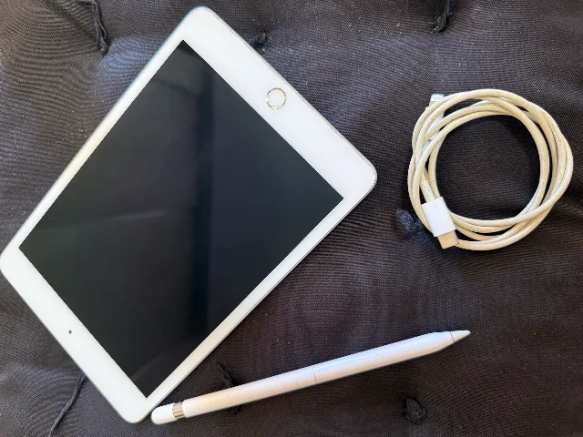 iPad mini 4ホワイト 32G iPad 4 mini - 128gb - Tablets e E-Readers - Setor Habitacional