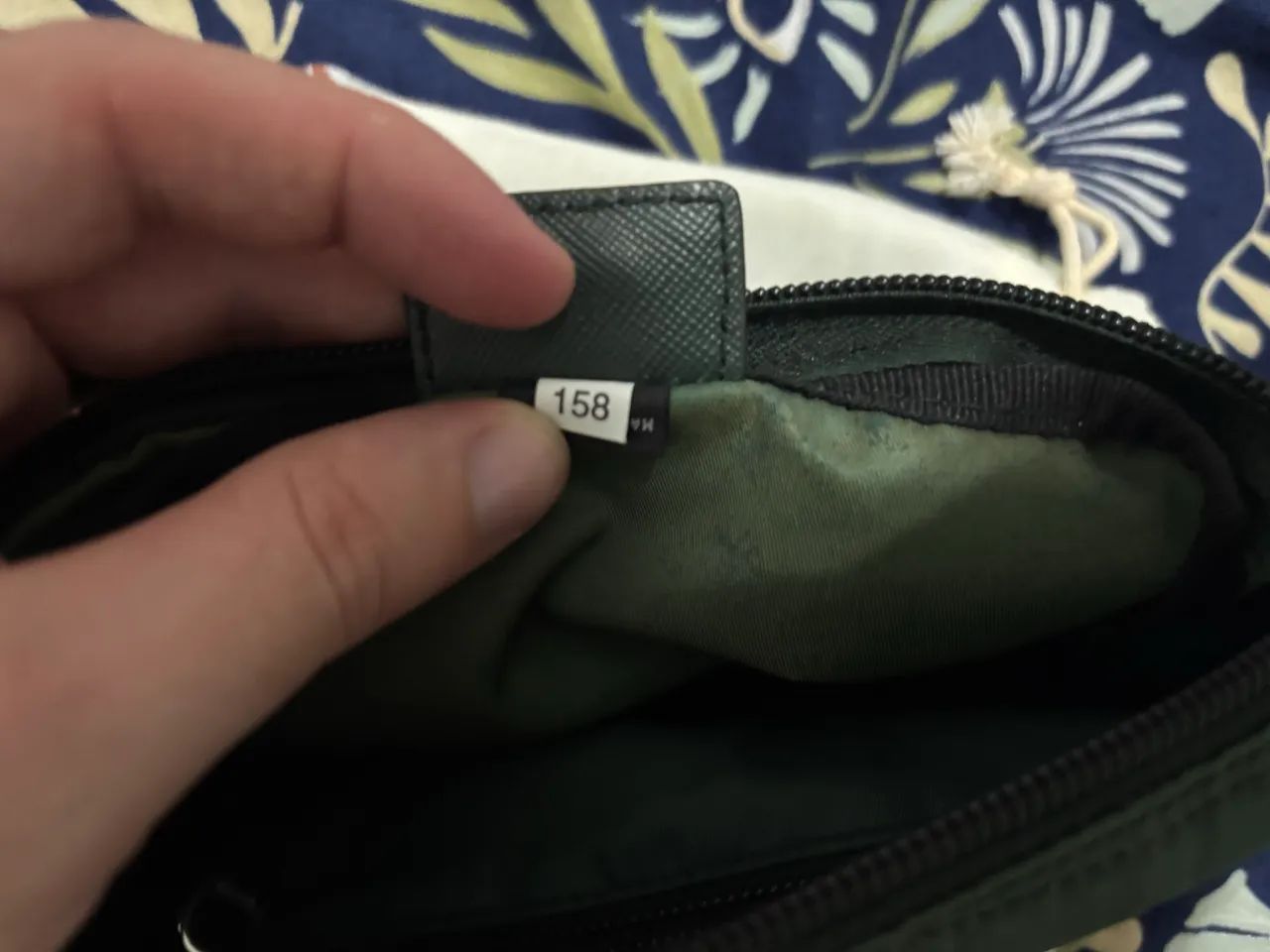 Bolsa Pochete Necessaire Prada - Foto 4