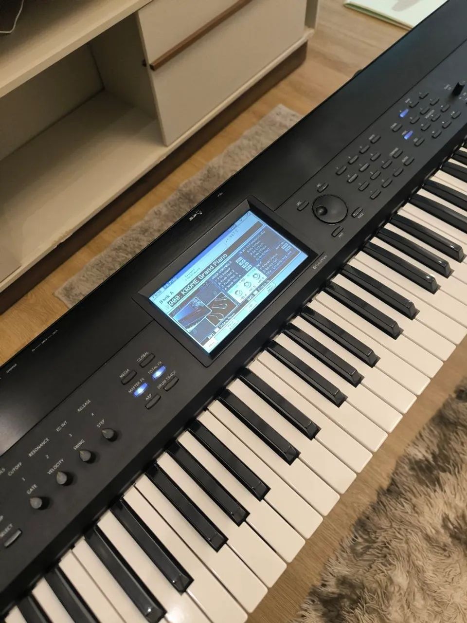 Korg Krome 73 teclas - Foto 3