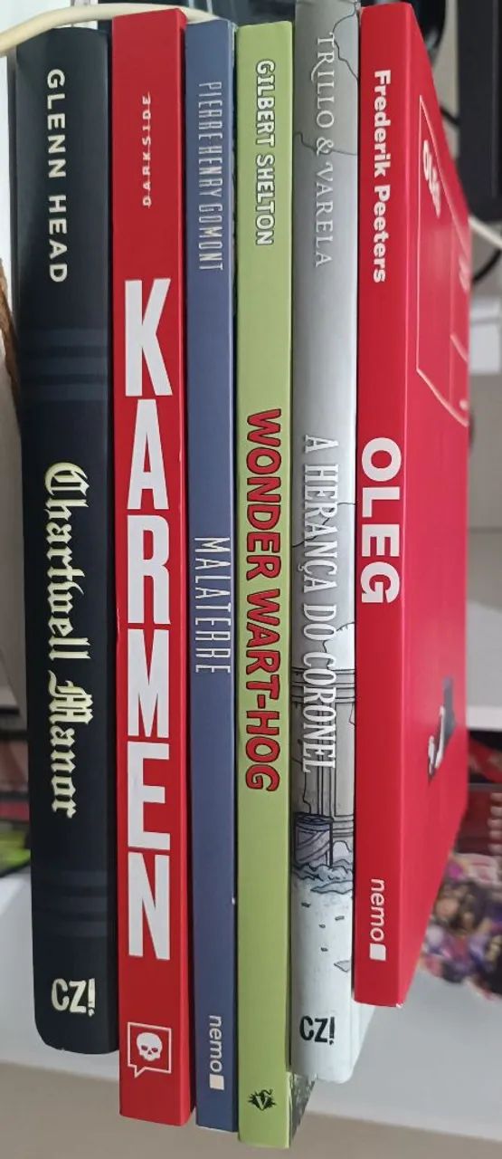Combo de 6 HQs, em ótimo estado todas!!