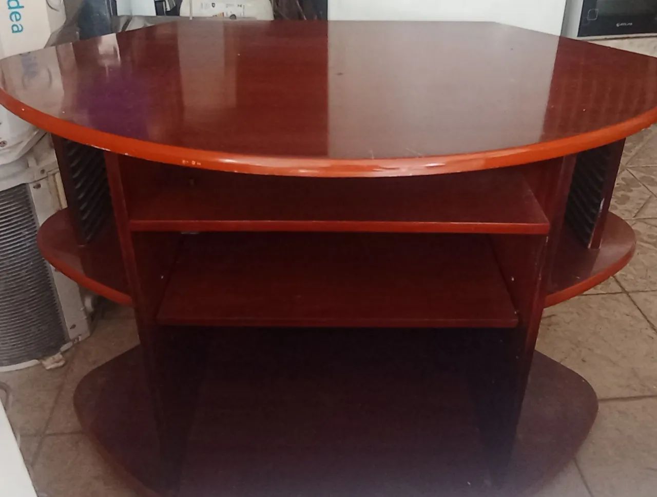 Rack pequeno para sala