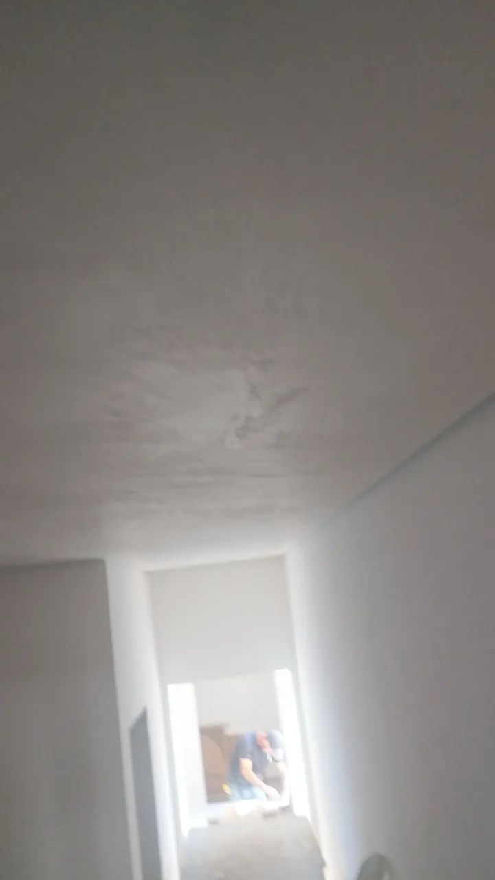 Forro de gesso com aplicação de gesso liso - Foto 5