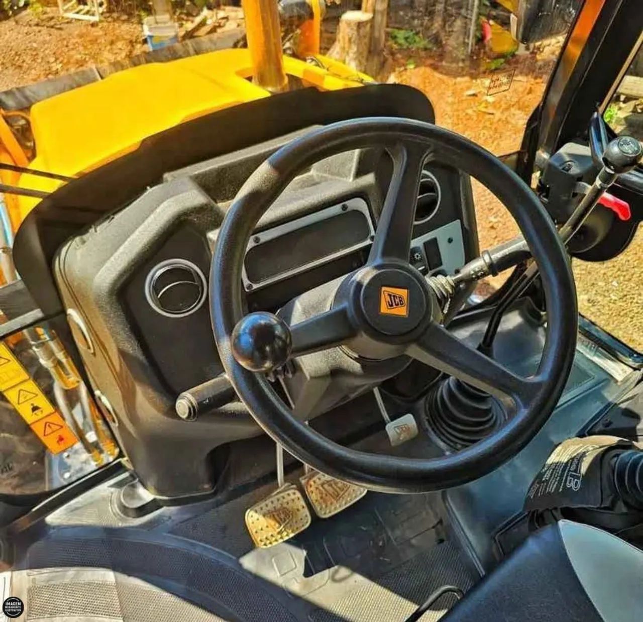 Retroescavadeira JCB à venda! - Foto 3