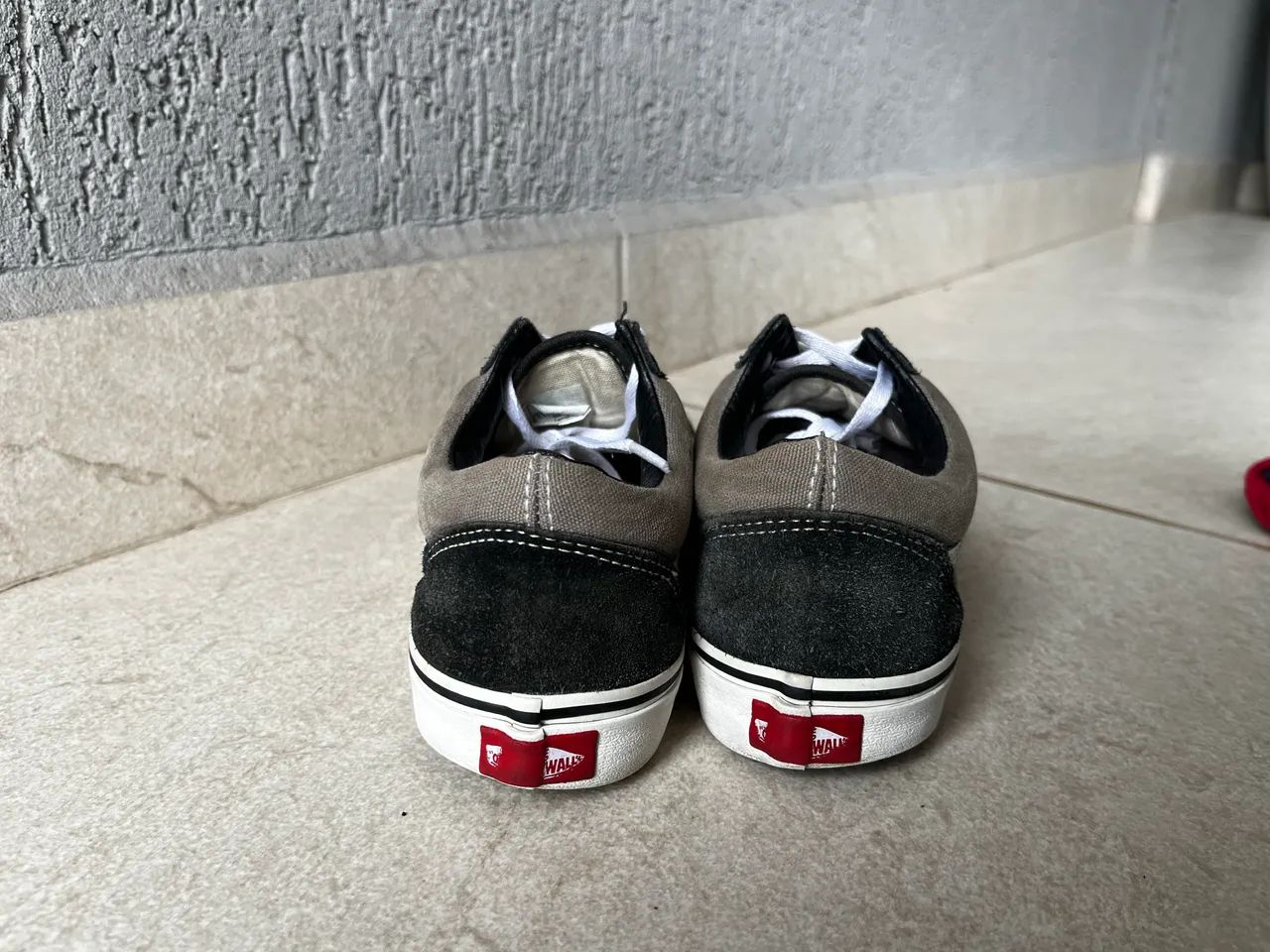 Tênis Vans Old Skool Preto e Cinza - 37  - Foto 4