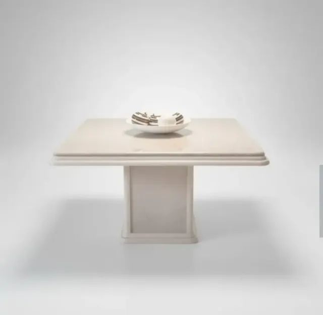 Mesa de Marmore Botticino. 