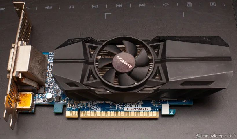 Placa de video Nvidia Gigabyte GTX 750 2 Gb 128 bits Impecavel Modelo ORIGINAL. - Foto 5