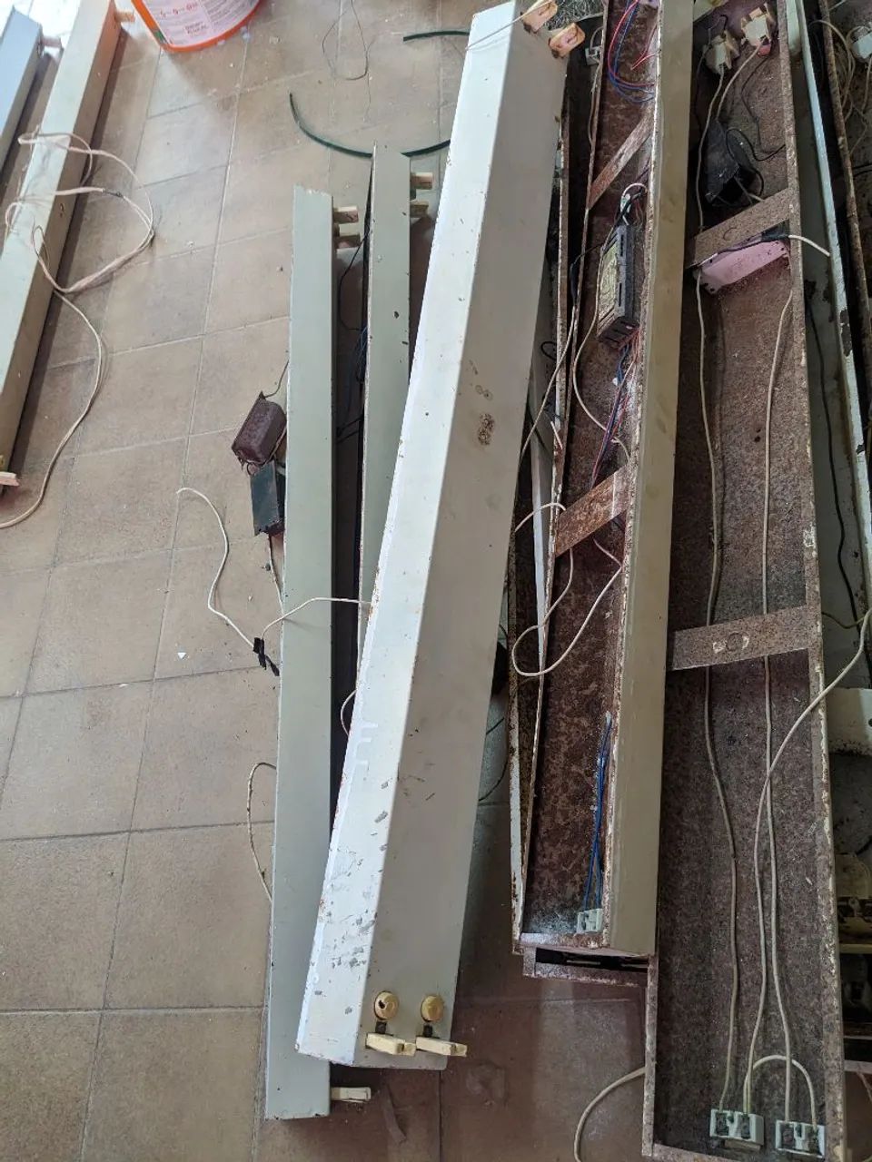 Luminárias usadas - Foto 4