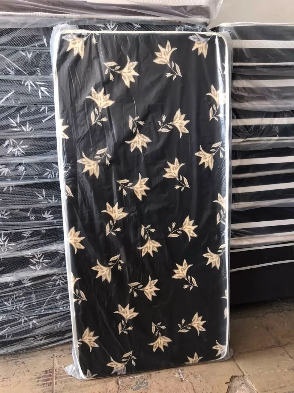 Colchões Solteiro 14cm D28 disponível a pronta entrega  - Foto 3