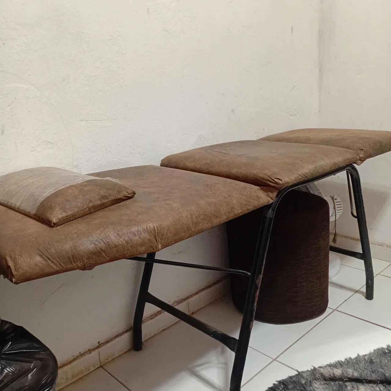 Maquina de tatuagem e maca - Foto 3