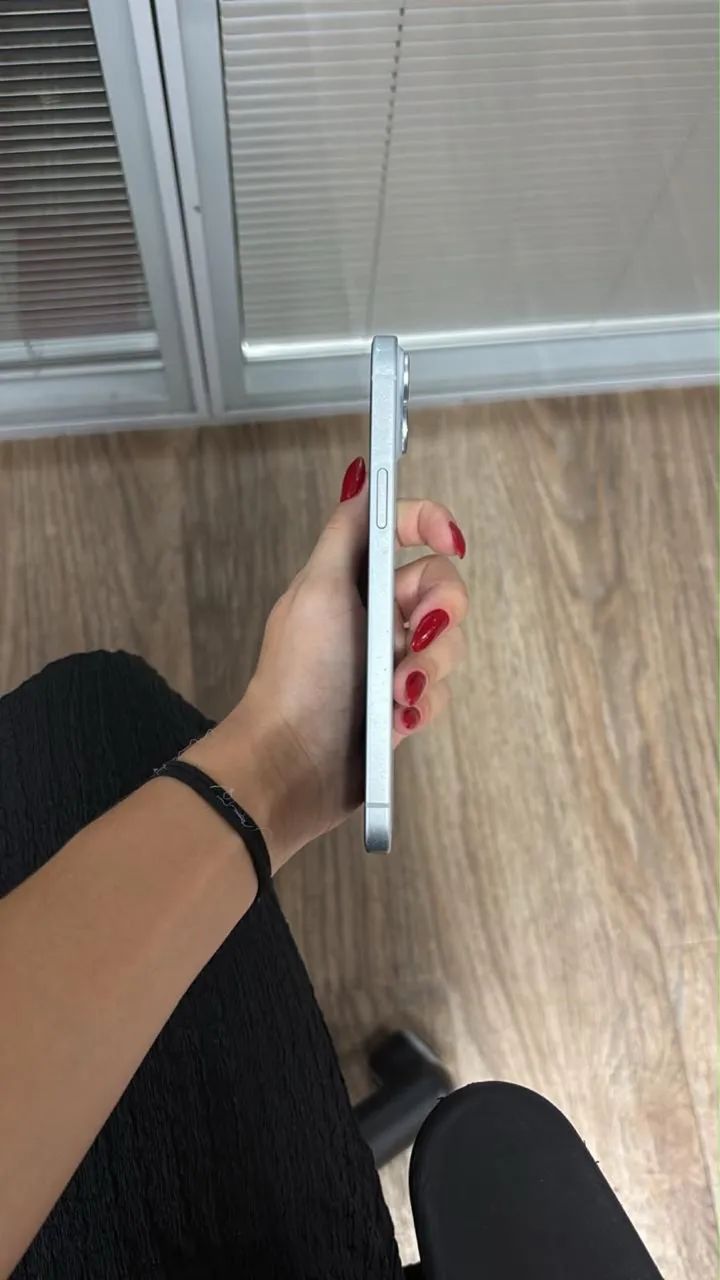 IPHONE 15 PLUS 128GB - Foto 2