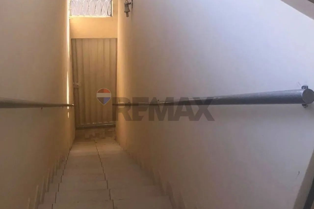 Locação: Apartamento com 3 Quartos sendo 1 Suíte - Foto 2