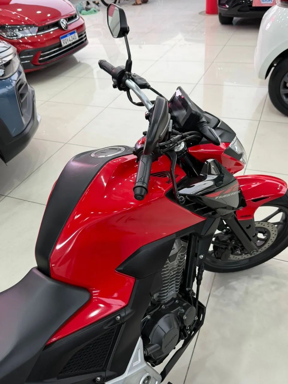 CB300F TWISTER ABS  - Foto 2