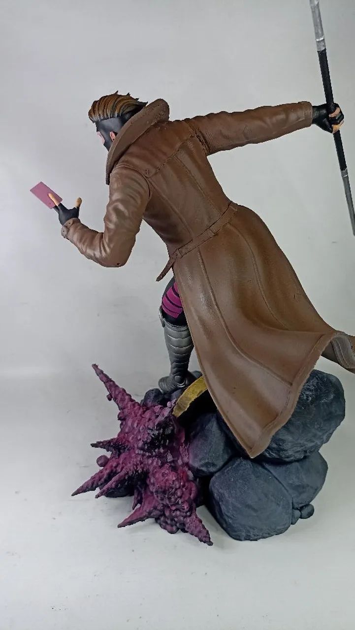 GAMBIT (X-MEN) - ESCULTURA 3D PINTADA À MÃO - Foto 2