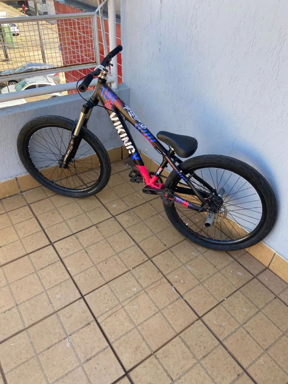 Vendo bicicleta aro 26 do grau - Foto 5