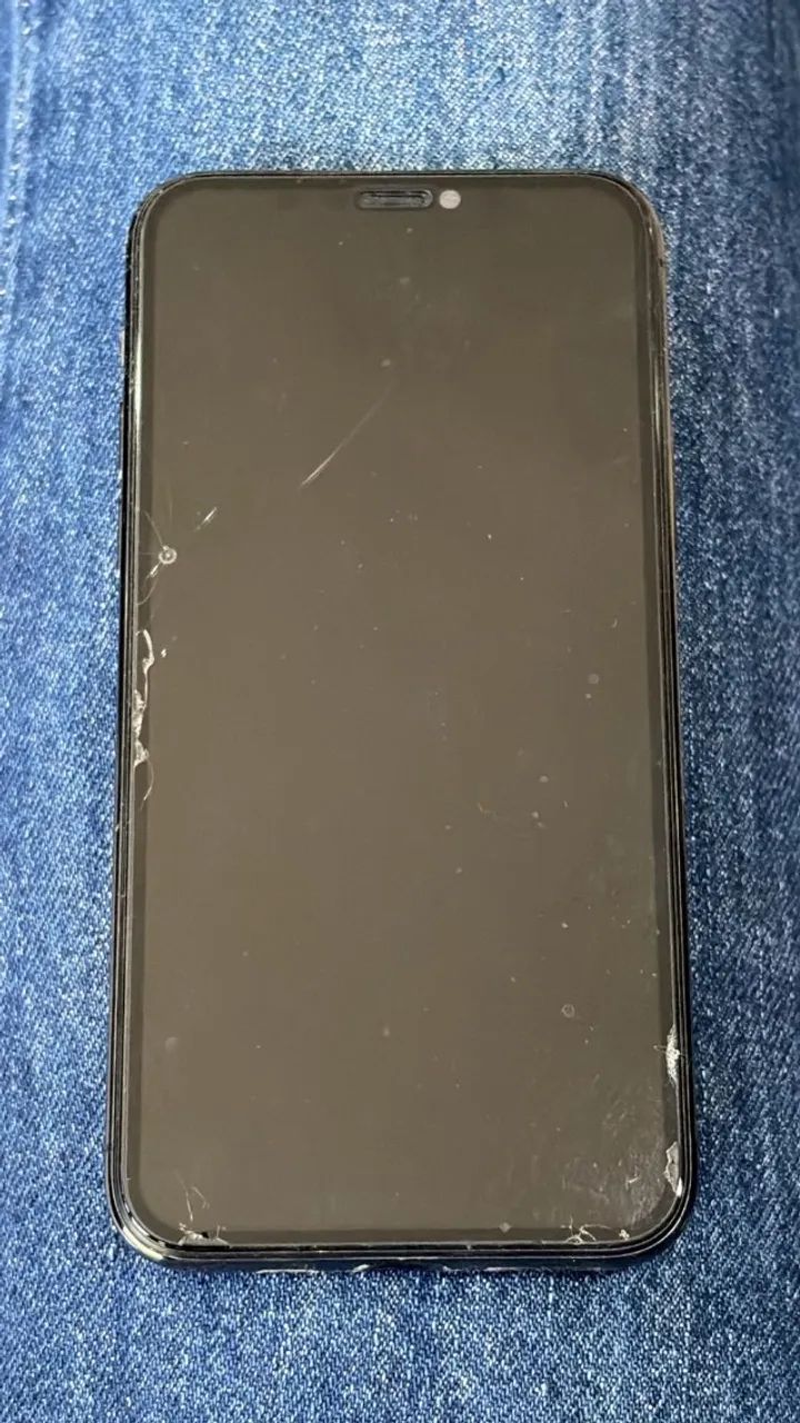 Vendo Iphone 11 PRO (usado) - Foto 2