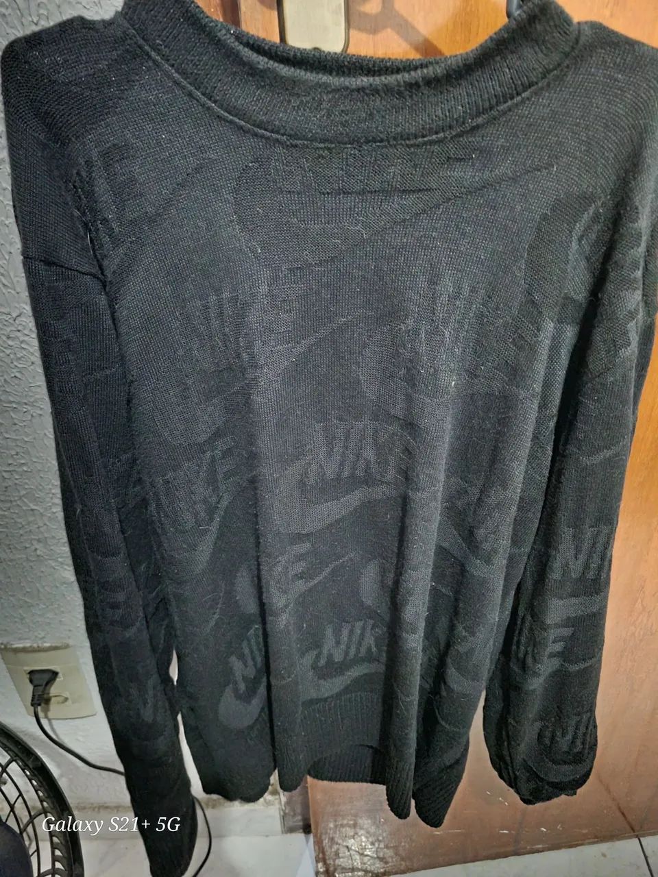 Duas camisas + 2 blusas - Foto 5