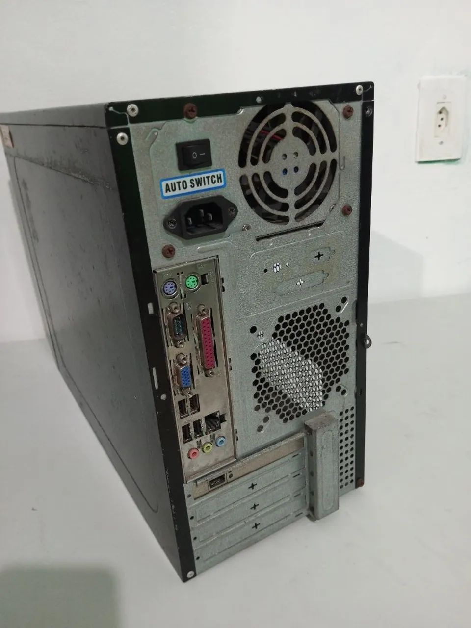 COMPUTADOR CCE - 4GB RAM - INTEL ATOM 1.80GHz (Gabinete) - Foto 5