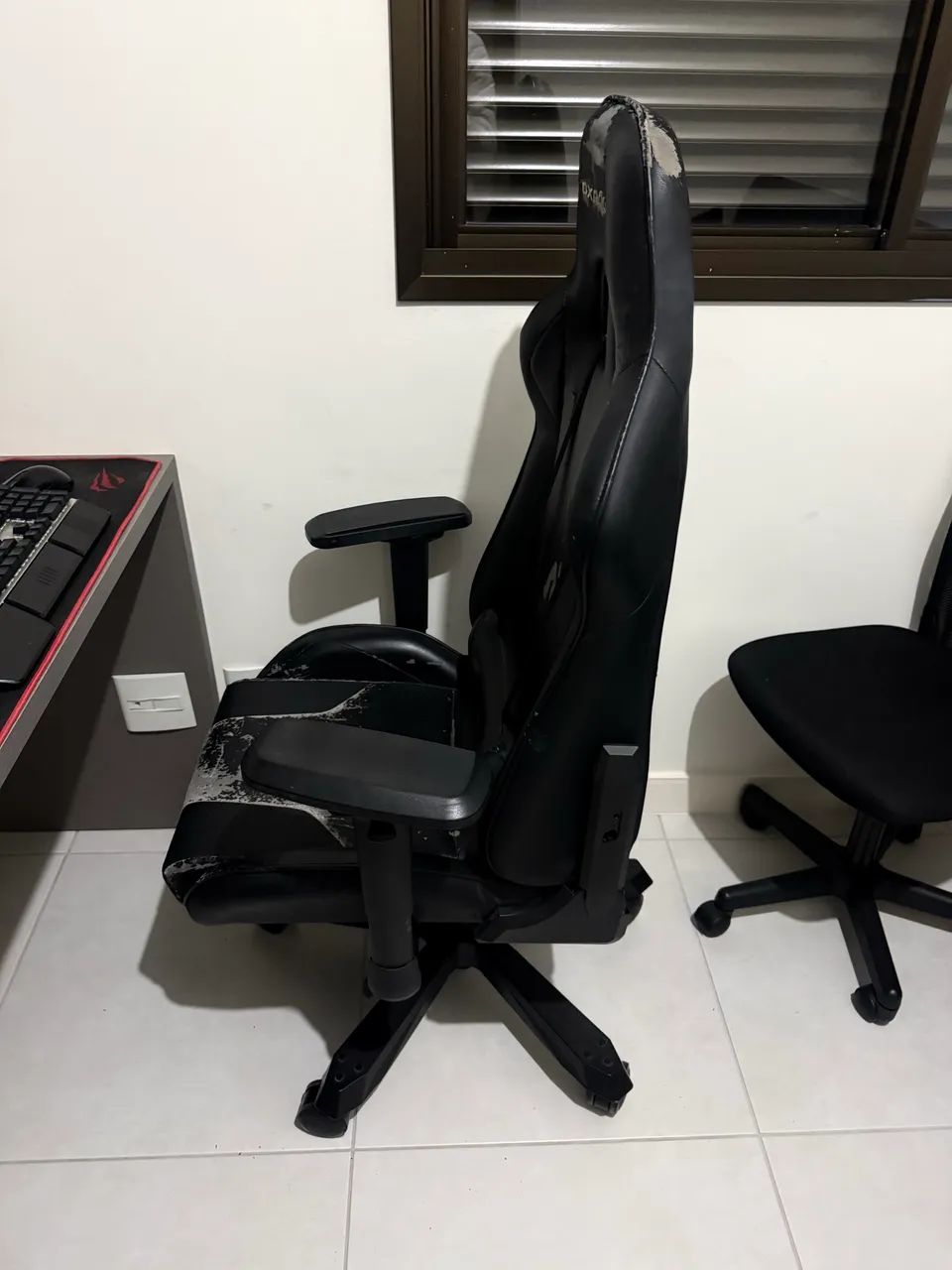 Cadeira Gamer DXRacer King - Foto 3
