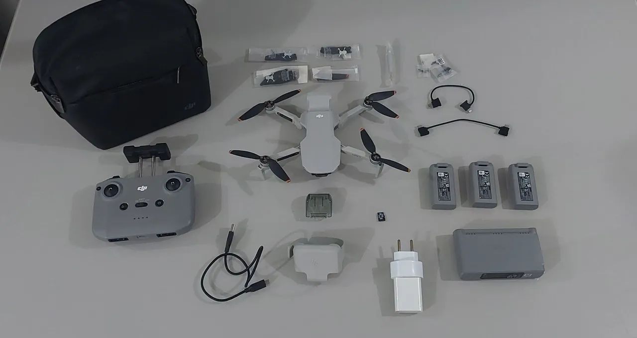 Drone DJI Mini 2 Fly More Combo ? Completo - Drones - Eldorado