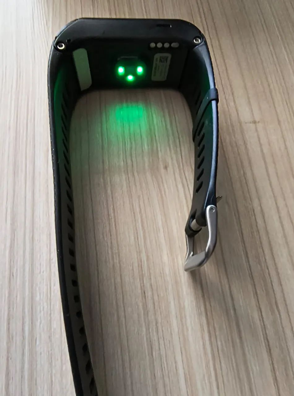 Garmin Vivoactive HR + acessórios - Foto 2