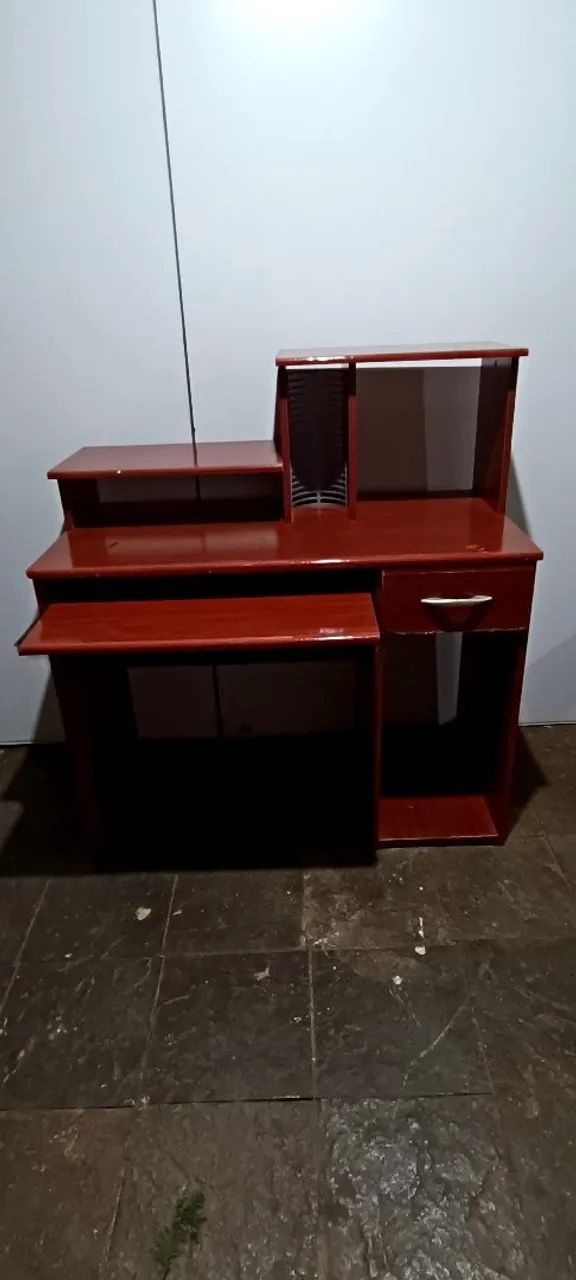 Doação mesa para estudos 460258065379512320