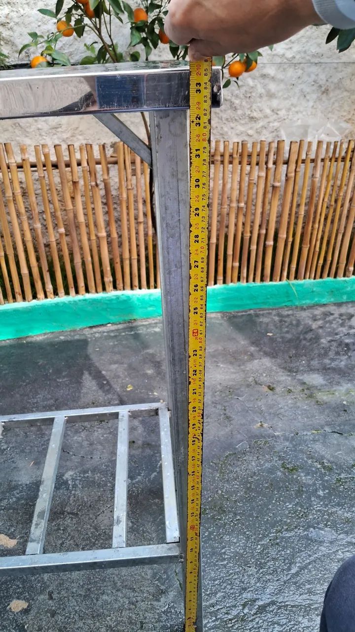 Vendo Mesa semi nova de zinco - Foto 4