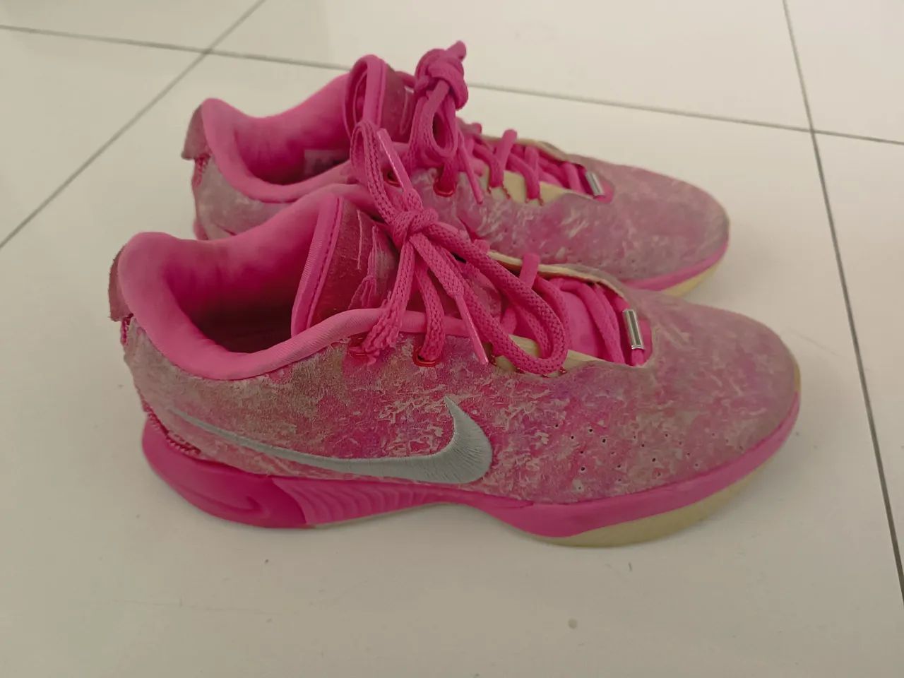 Tênis LeBron XXI - Foto 2