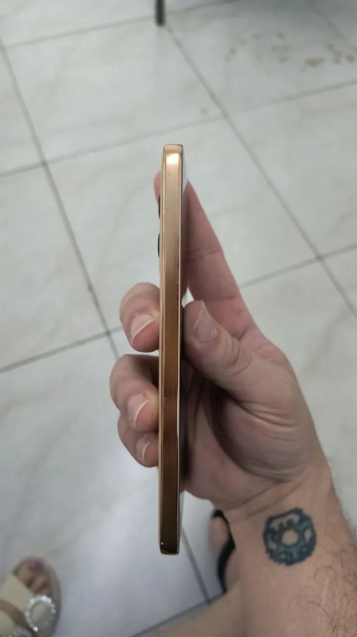 EDGE 50 NEO LATTE - Foto 3