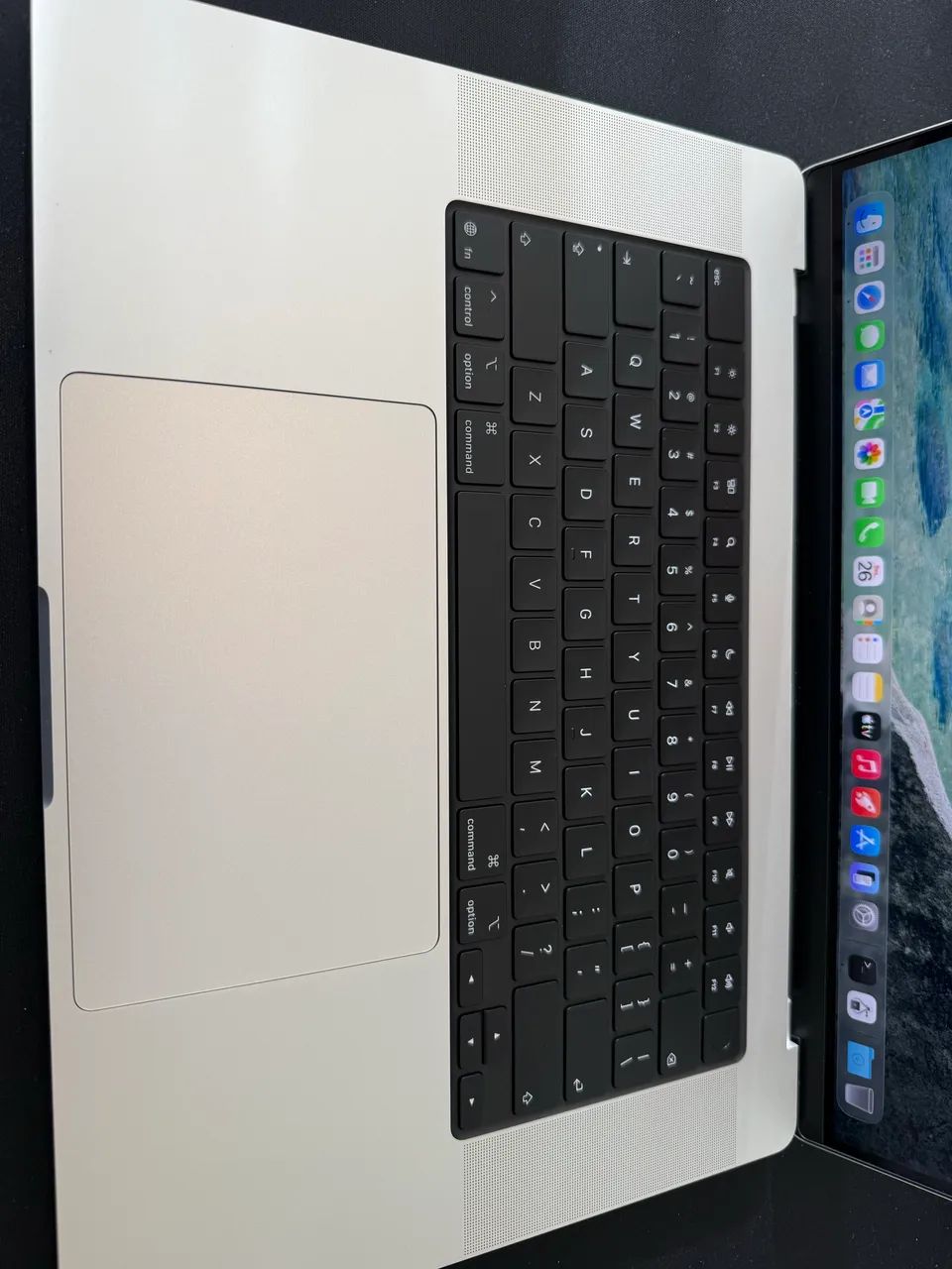 MacBook Pro m5 Max 48gb 2tb  novo  - Foto 5