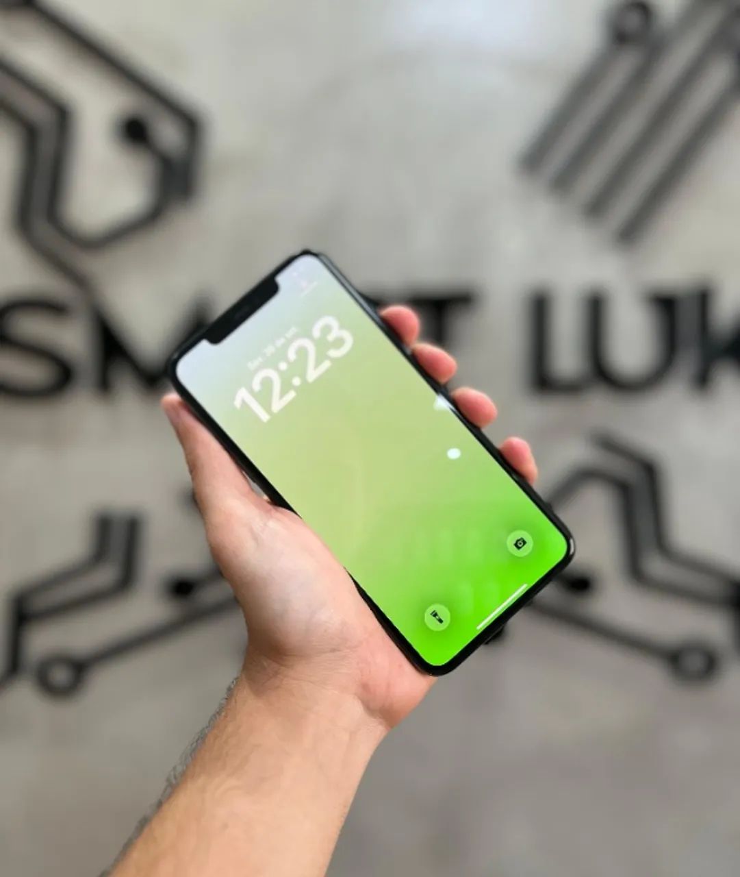 iPhone 11 Pro Max Verde 256GB (Nota e 3 meses de garantia)  - Foto 2