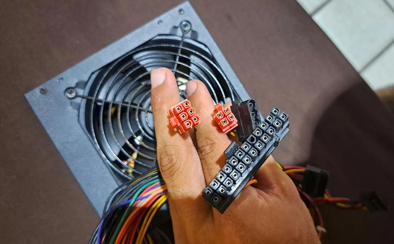 Fonte Knup 500w Usada  - Foto 3