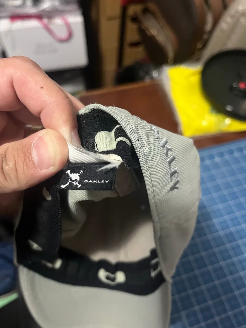 Boné oakley original cinza - Foto 3