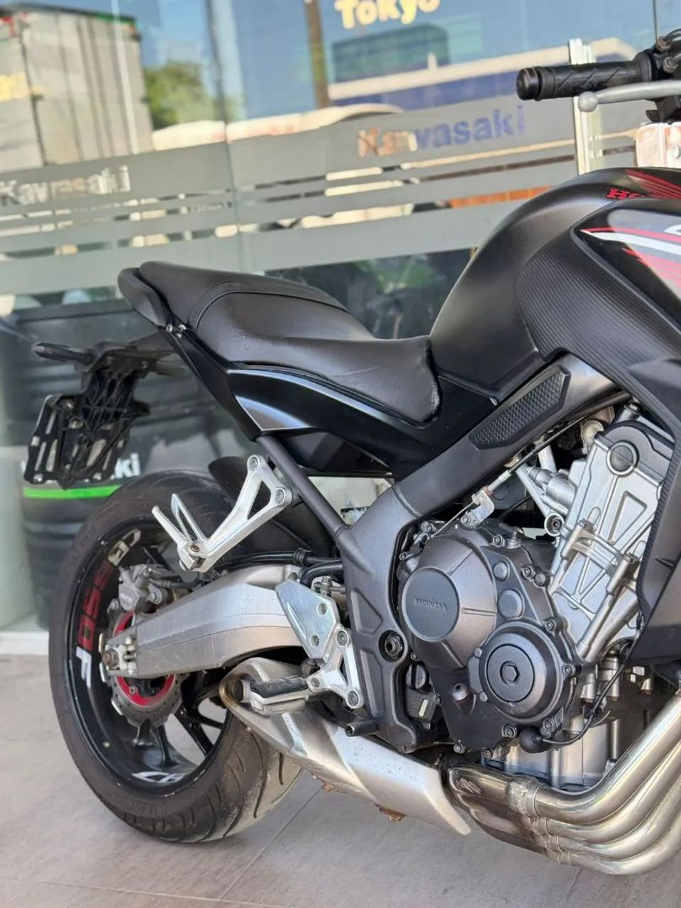 HONDA CB650F 2015  - Foto 4