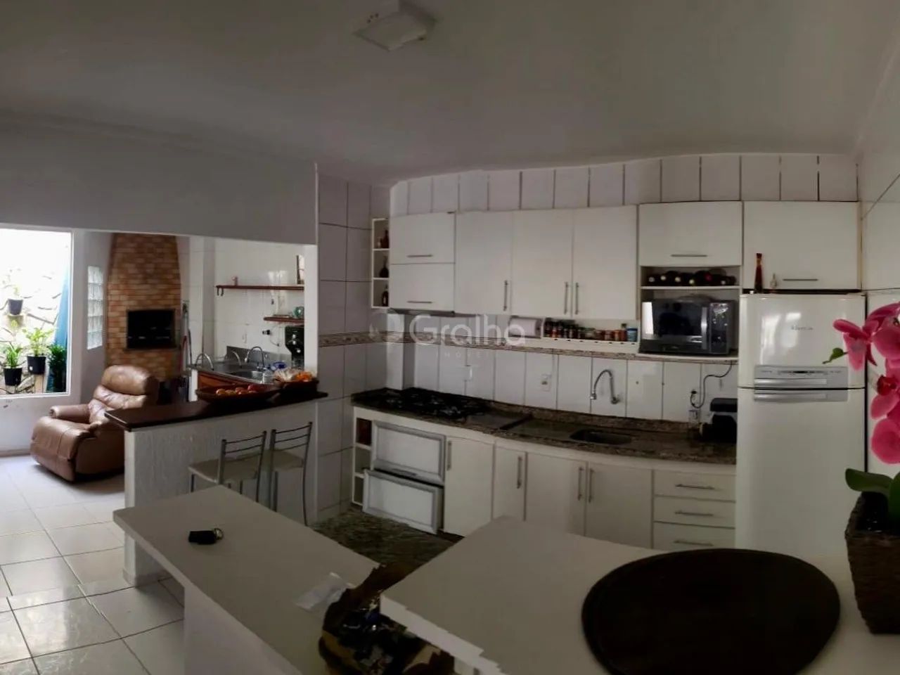 Casa de 122m² com 4 quartos sendo 2 suítes na Vargem do Bom Jesus - Foto 3