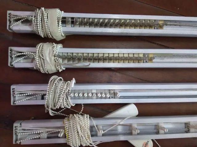 Trilhos de persianas usados - Foto 2