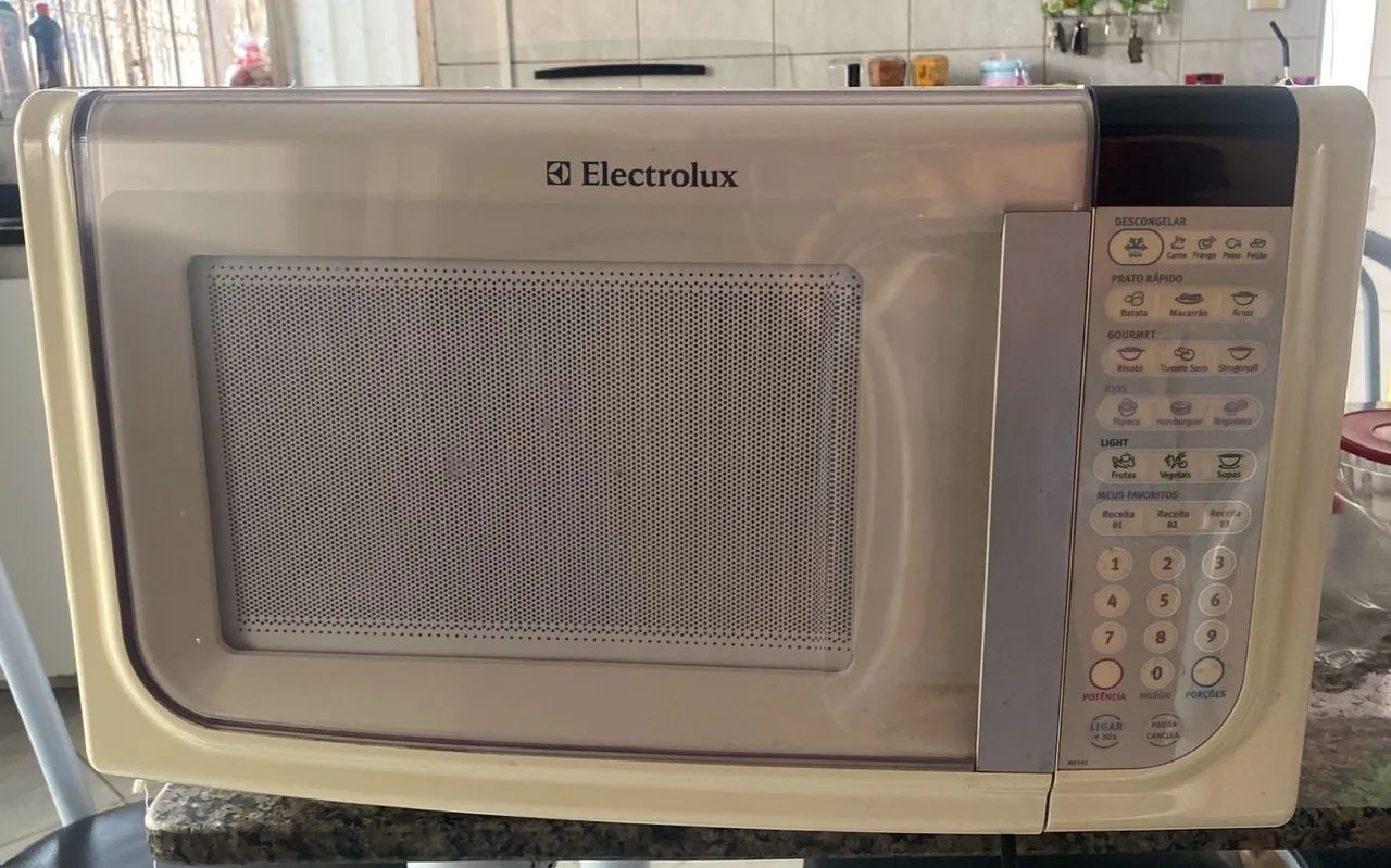 Microondas Electrolux 220V - Foto 3