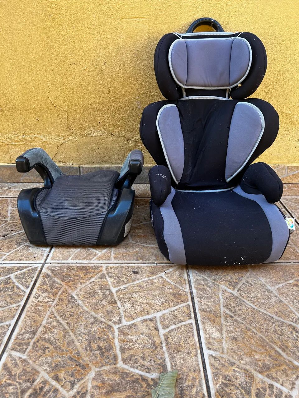 Cadeirinha para carro e assento de elevação  - Foto 3